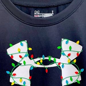 Under Armour CHRISTMAS dri-fit shirt black size 7